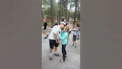 Первый поцелуй 😘